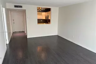 492 NW 165th St Rd, Miami, FL 33169 - Photo 1