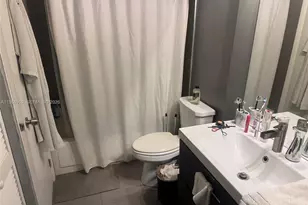 492 NW 165th St Rd, Miami, FL 33169 - Photo 6