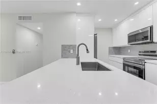 8660 SW 149th Ave, Miami, FL 33193 - Photo 10