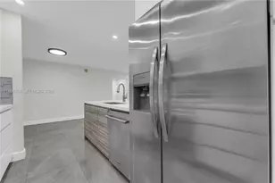 8660 SW 149th Ave, Miami, FL 33193 - Photo 8