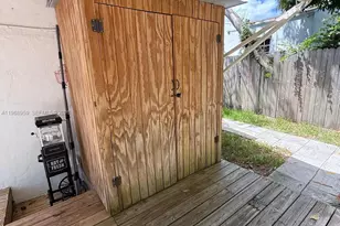 235 NE 46th St, Miami, FL 33137 - Photo 50