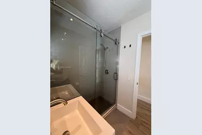 235 NE 46th St, Miami, FL 33137 - Photo 36