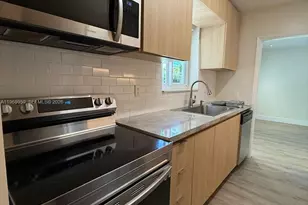 235 NE 46th St, Miami, FL 33137 - Photo 8