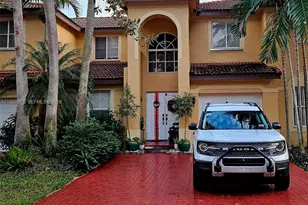 14070 S Forest Oak Cir, Davie, FL 33325 - Photo 1