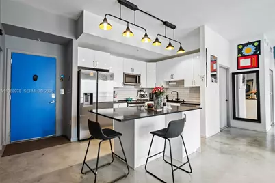 133 NE 2nd Ave #1606, Miami, FL 33132 - Photo 2