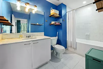 133 NE 2nd Ave #1606, Miami, FL 33132 - Photo 16