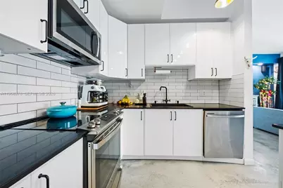 133 NE 2nd Ave #1606, Miami, FL 33132 - Photo 6