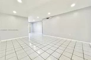 10350 SW 220th, Cutler Bay, FL 33190 - Photo 4