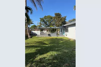480 NE 127th St, North Miami, FL 33161 - Photo 2