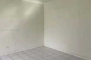 480 NE 127th St, North Miami, FL 33161 - Photo 10