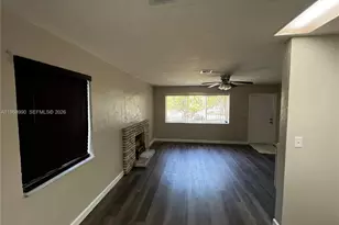 816 Beech Rd, West Palm Beach, FL 33409 - Photo 2