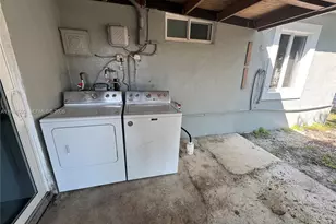 816 Beech Rd, West Palm Beach, FL 33409 - Photo 16