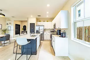 2370 NW 131st Cir, Miami, FL 33167 - Photo 10