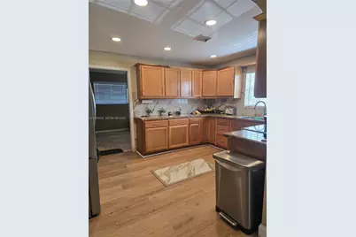 230 NW 7th Ave, Dania Beach, FL 33004 - Photo 24