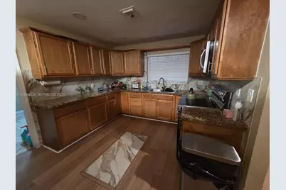 230 NW 7th Ave, Dania Beach, FL 33004 - Photo 18