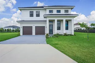 32242 SW 194th Ave, Homestead, FL 33030 - Photo 1