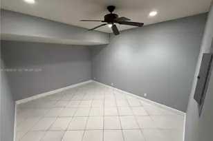 853 NW 81st Terrace, Plantation, FL 33324 - Photo 14