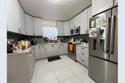 1249 NW 42nd St, Miami, FL 33142 - Photo 6