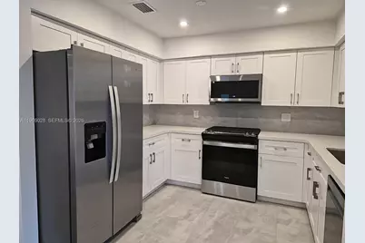 [Address not provided], Hollywood, FL 33021 - Photo 2