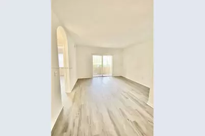 1902 Belmont Ln #1902, North Lauderdale, FL 33068 - Photo 8