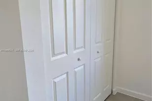 2729 SE 26th Rd, Homestead, FL 33035 - Photo 8