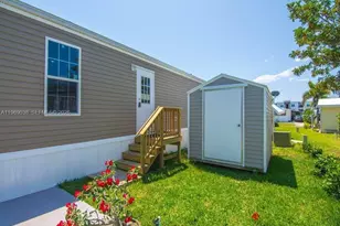 315 NE Cardinal Ln L25, Jensen Beach, FL 34957 - Photo 34