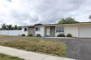 27684 SW 163rd Ct, Homestead, FL 33031 - Photo 2