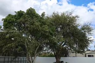 27684 SW 163rd Ct, Homestead, FL 33031 - Photo 8