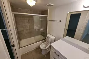 8365 SW 152nd Ave, Miami, FL 33193 - Photo 4