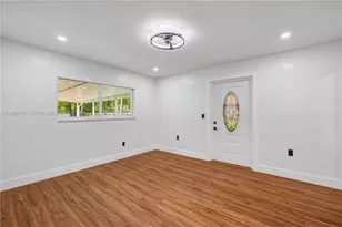 2520 NW 108th St, Miami, FL 33167 - Photo 24