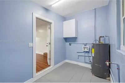 2520 NW 108th St, Miami, FL 33167 - Photo 20