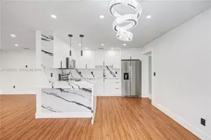 2520 NW 108th St, Miami, FL 33167 - Photo 12