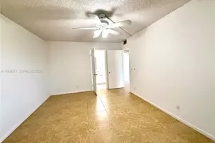 13255 SW 9th Ct, Pembroke Pines, FL 33027 - Photo 8