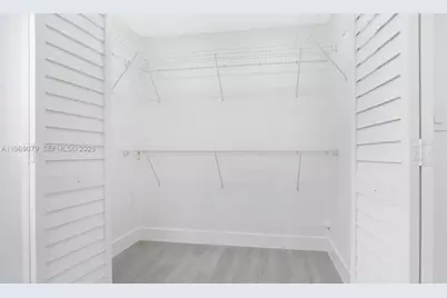 105 NE 213th St, Miami Gardens, FL 33179 - Photo 16