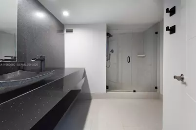 333 Sunset Dr #804, Fort Lauderdale, FL 33301 - Photo 18