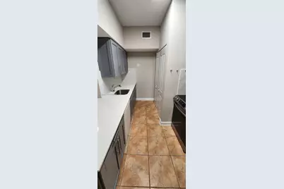 18352 NW 68th Ave #P, Hialeah, FL 33015 - Photo 6