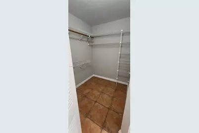 18352 NW 68th Ave #P, Hialeah, FL 33015 - Photo 8