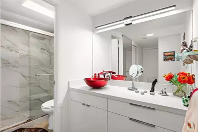 11111 Biscayne Blvd #8D, Miami, FL 33181 - Photo 14