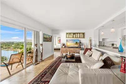 11111 Biscayne Blvd #8D, Miami, FL 33181 - Photo 4