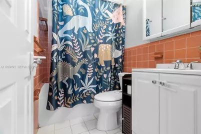 822 N N 31st Rd, Hollywood, FL 33021 - Photo 18