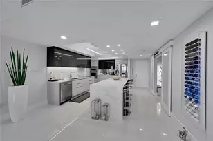 1800 S Ocean Dr, Hallandale Beach, FL 33009 - Photo 2