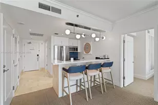 4401 Collins Ave, Miami Beach, FL 33140 - Photo 18