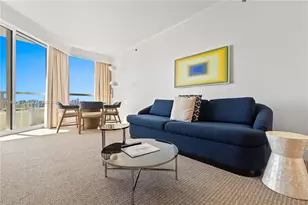 4401 Collins Ave, Miami Beach, FL 33140 - Photo 12