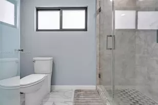 6325 NW 200th St, Hialeah, FL 33015 - Photo 26