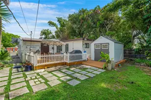 2510 Thomas St, Hollywood, FL 33020 - Photo 22