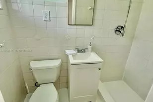 1240 NE 12th Ave, Fort Lauderdale, FL 33304 - Photo 6