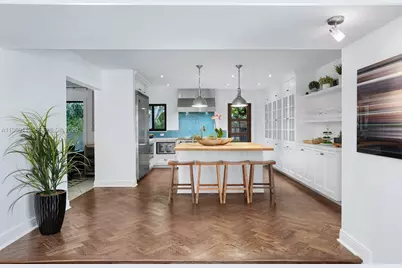 575 Hibiscus Ln, Miami, FL 33137 - Photo 24