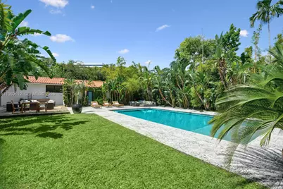 575 Hibiscus Ln, Miami, FL 33137 - Photo 60
