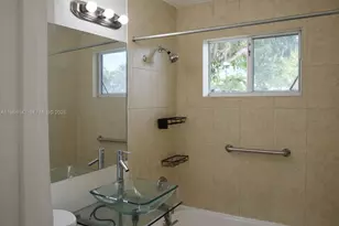 932 Moffett St, Hallandale Beach, FL 33009 - Photo 10