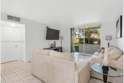 8501 NW 8th St #110, Miami, FL 33126 - Photo 10